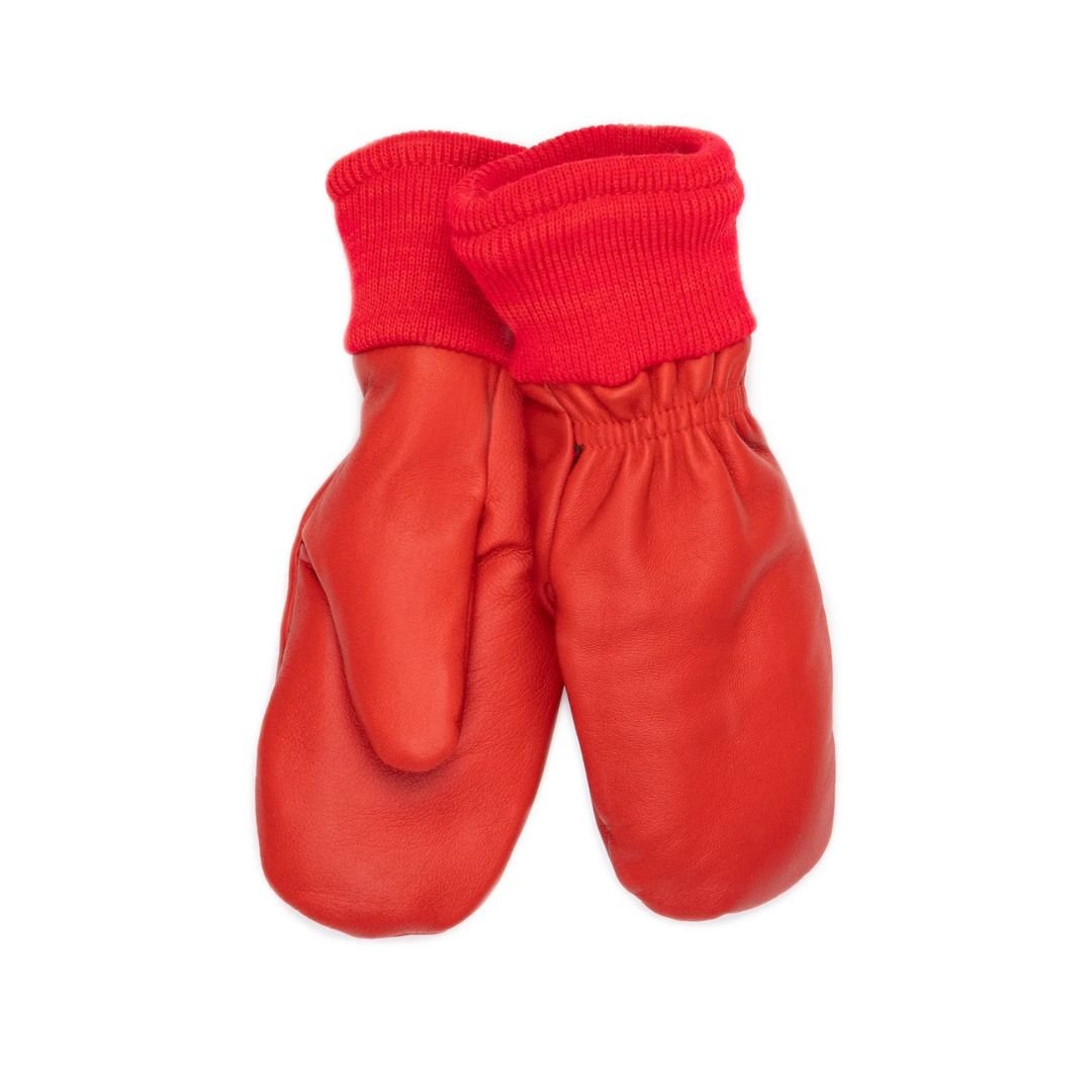 Käsinetorin punaiset lämpimät talvihanskat lapsille resorilla