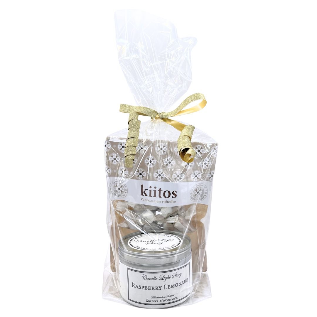 kiitoslahja-lahjapaketti-kiitos_ja_mukavia_hetkiä-vanhan_ajan_voitoffee-toffee-kotimainen_soijavahakynttilä-kynttilä-raspberry_lemonade-candle_light_story-kanelimamma-käsinetori-paketoitu