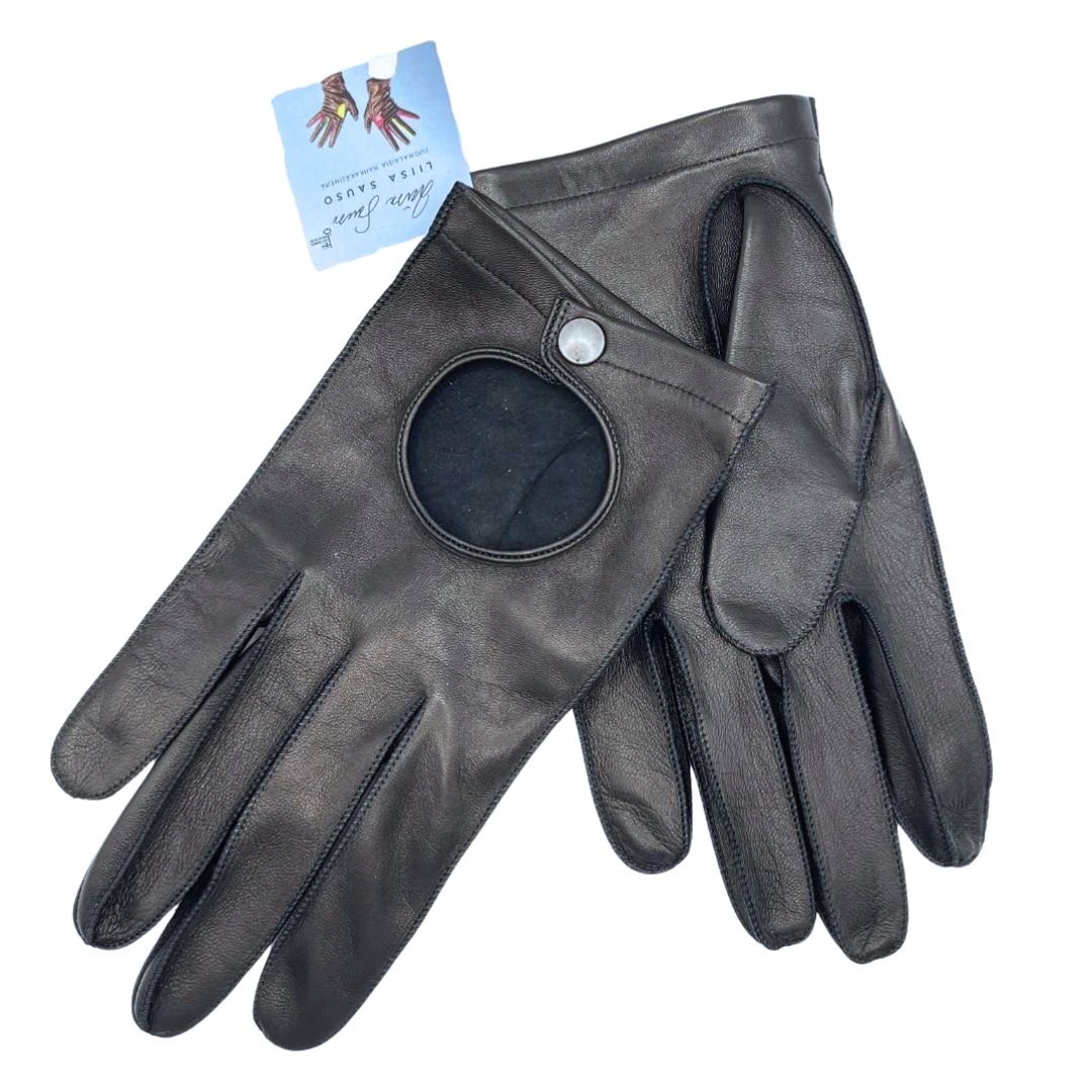 Liisa Sauson mustat nahkasormikkaat miehille