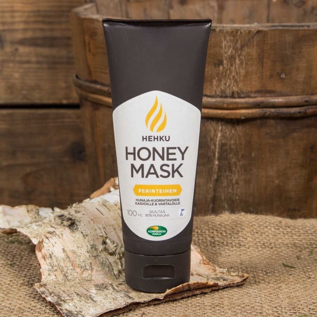 Saunalahja-Kotimainen-Hunajakuorintavoide-Honey-Mask-Perinteinen-Korpiahon_Hunaja-Sauna-2